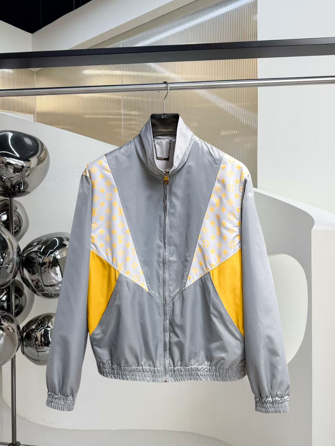 Louis Vuitton Jacket M-l-xl