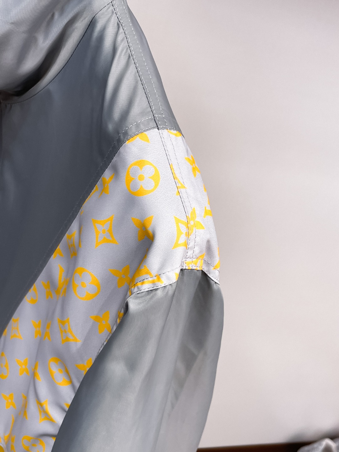 Louis Vuitton Jacket M-l-xl