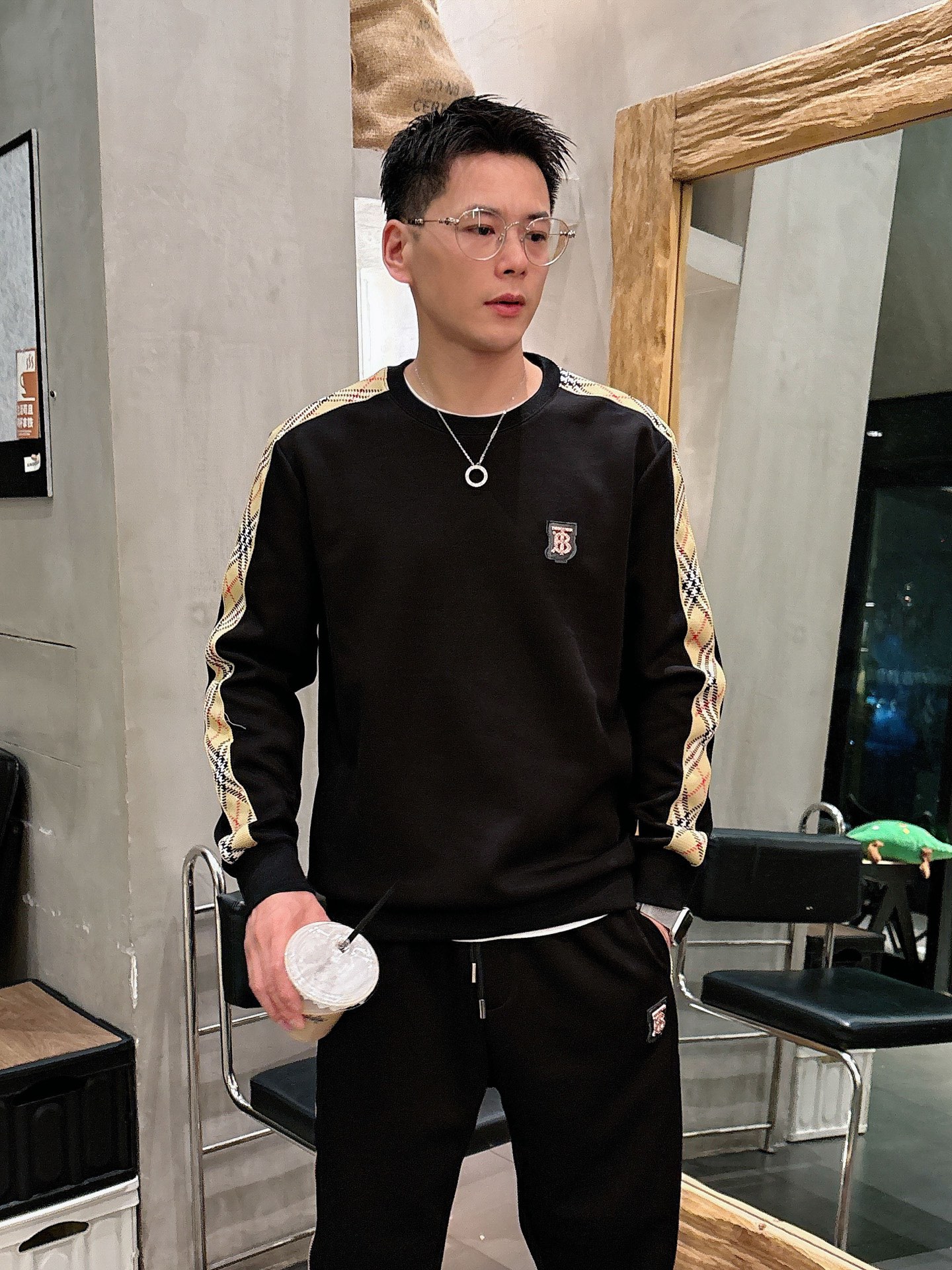 Burberry Basic Clothing M-xl
