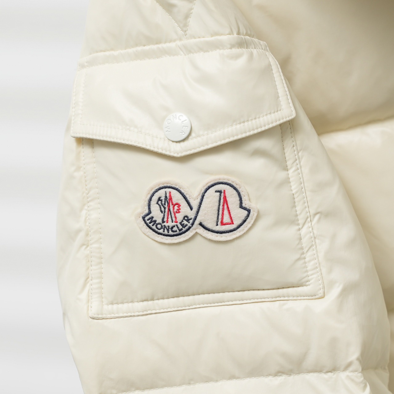 Moncler Down Jacket White Duck Down Black M-l-xl