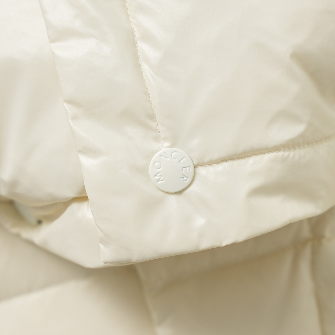 Moncler Down Jacket White Duck Down Black M-l-xl