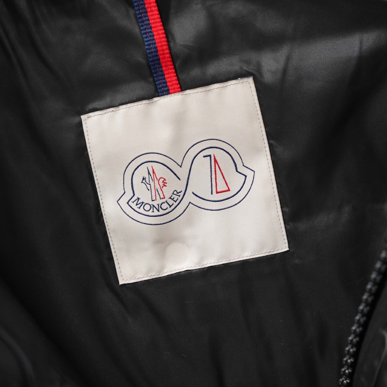 Moncler Down Jacket White Duck Down Black M-l-xl
