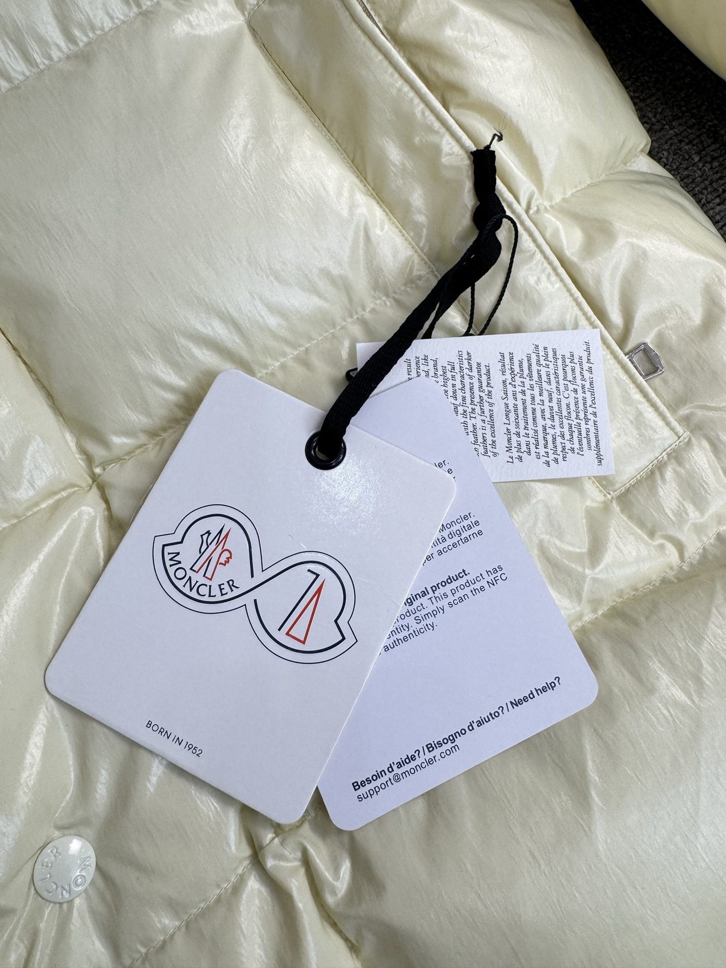Moncler Down Jacket White Duck Down Black M-l-xl