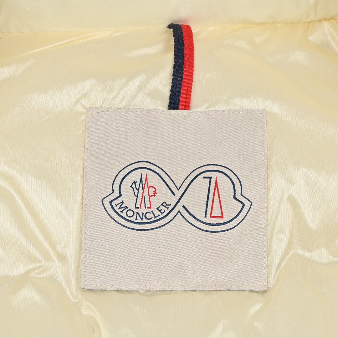 Moncler Down Jacket White Duck Down Black M-l-xl