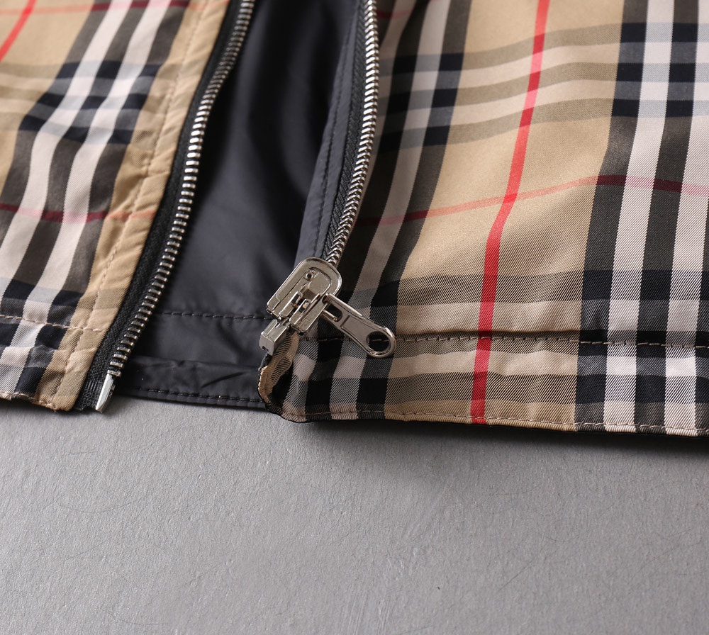 Burberry Jacket M-l-xxxl