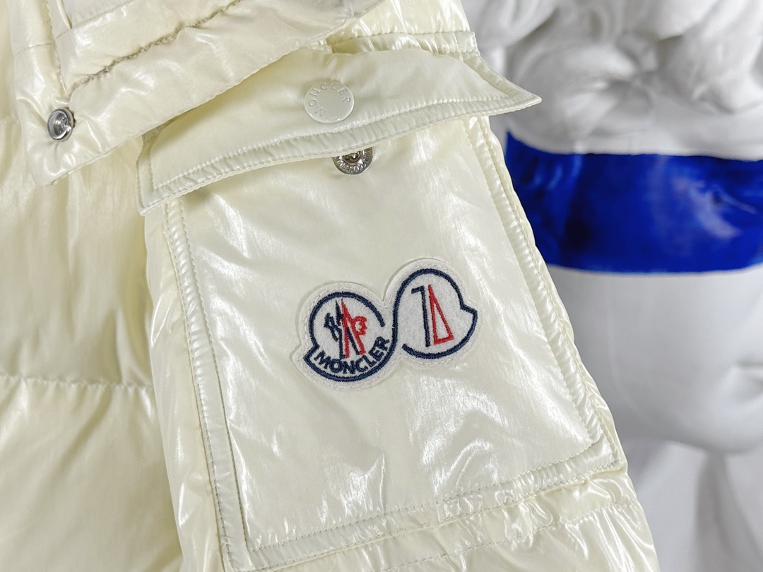 Moncler Down Jacket White Duck Down Black M-l-xl