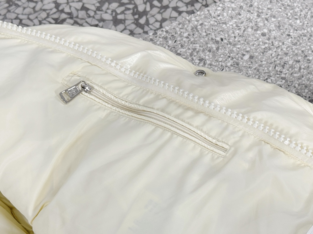 Moncler Down Jacket White Duck Down Black M-l-xl