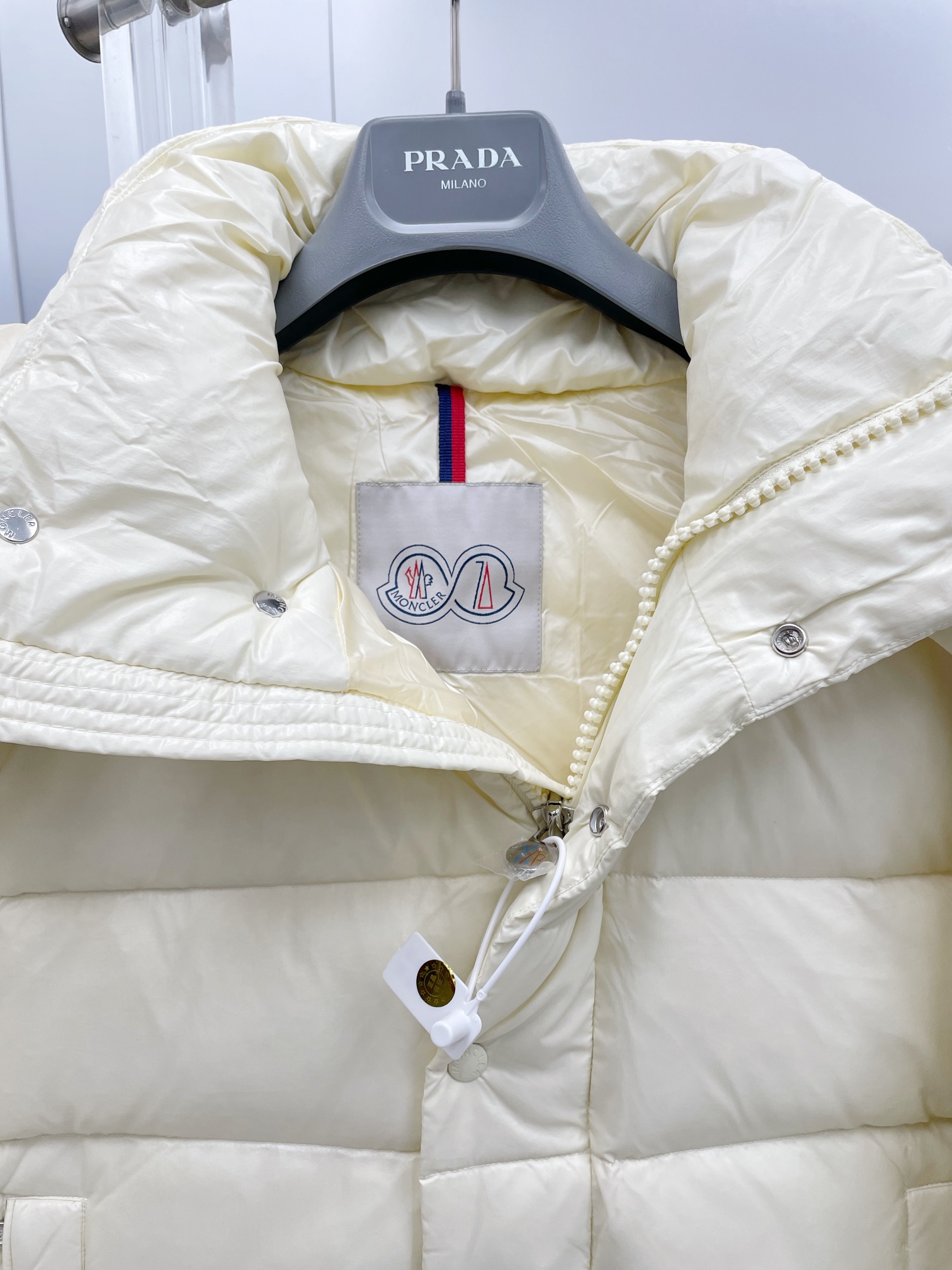 Moncler Down Jacket White Duck Down Black M-l-xl