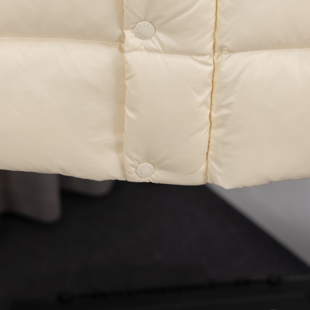 Moncler Down Jacket White Duck Down Black M-l-xl