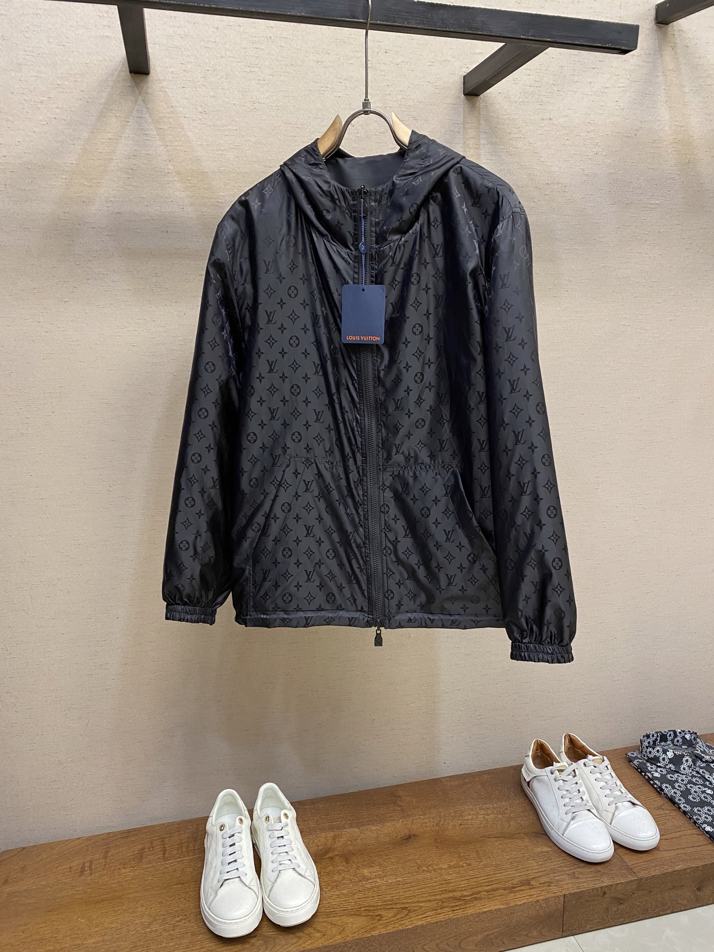 Louis Vuitton Jacket Black Hooded S-m-xl