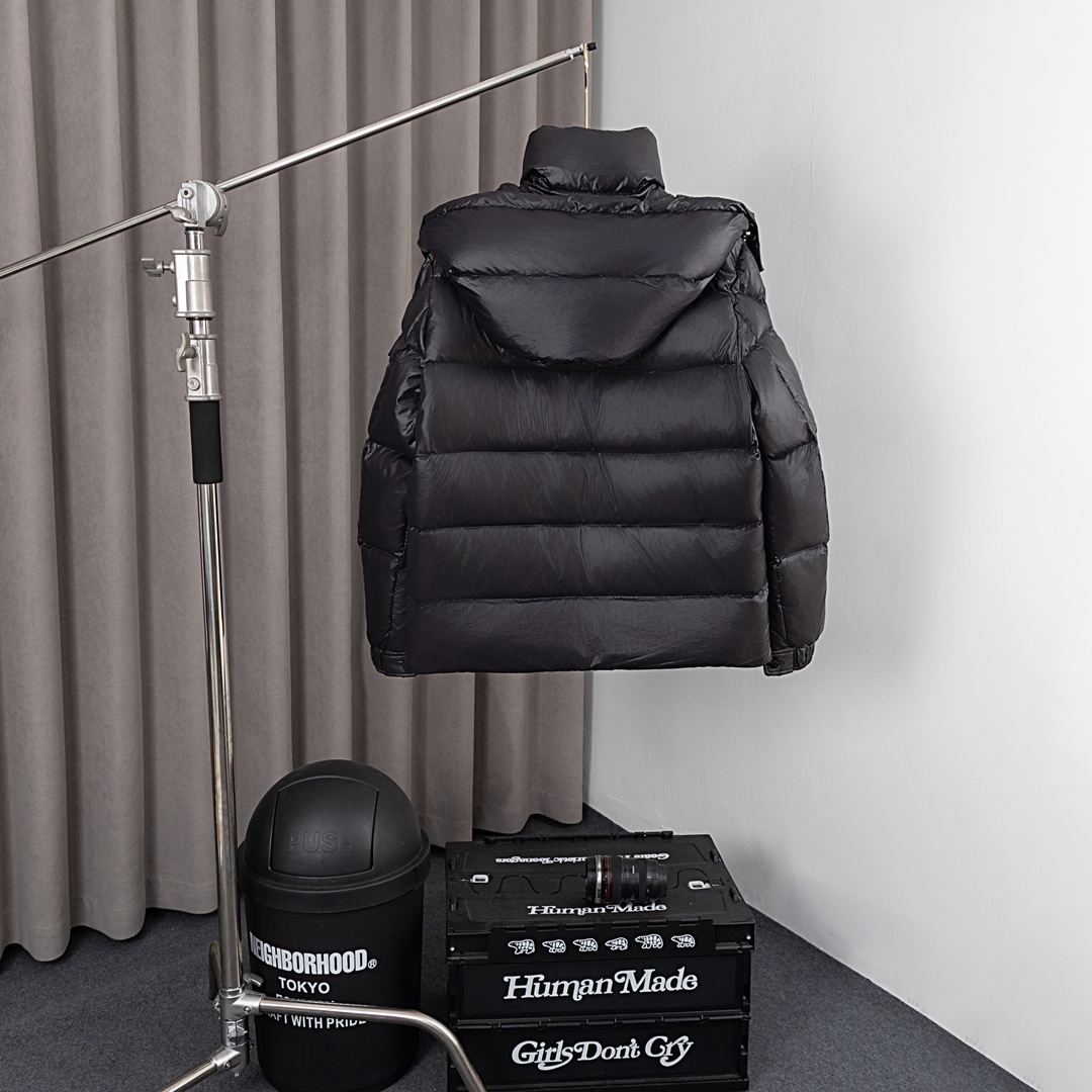 Moncler Down Jacket White Duck Down Black M-l-xl