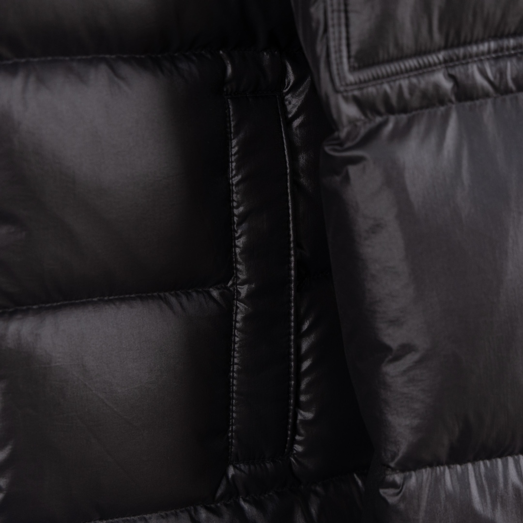 Moncler Down Jacket White Duck Down Black M-l-xl