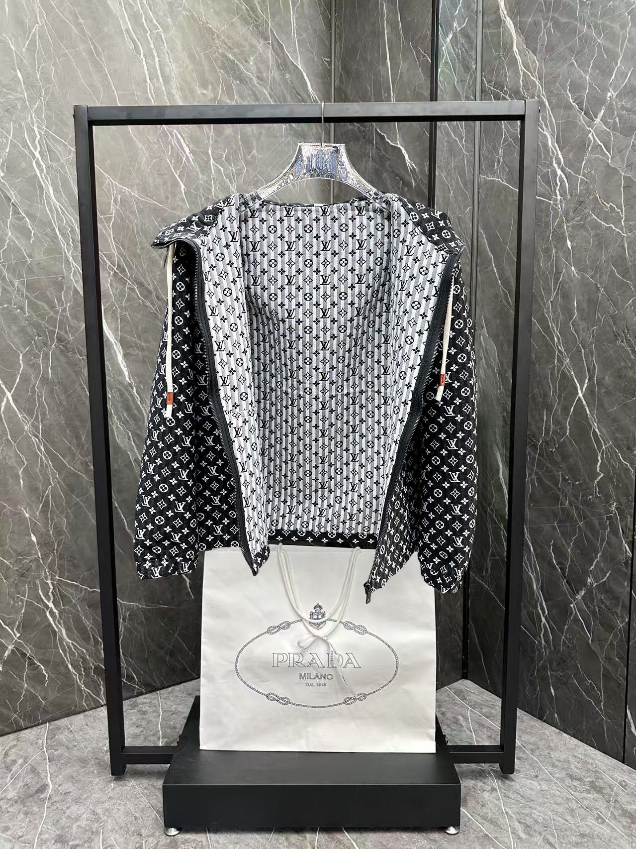 Louis Vuitton Male Jacket S-m-l-xl