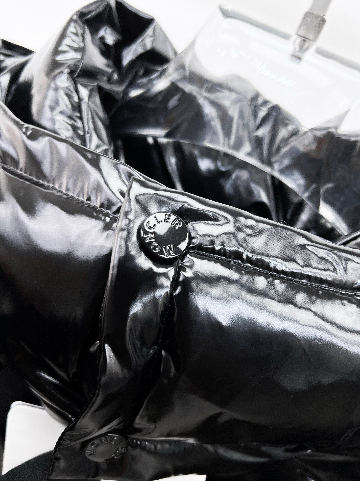 Moncler Down Jacket White Duck Down Black M-l-xl
