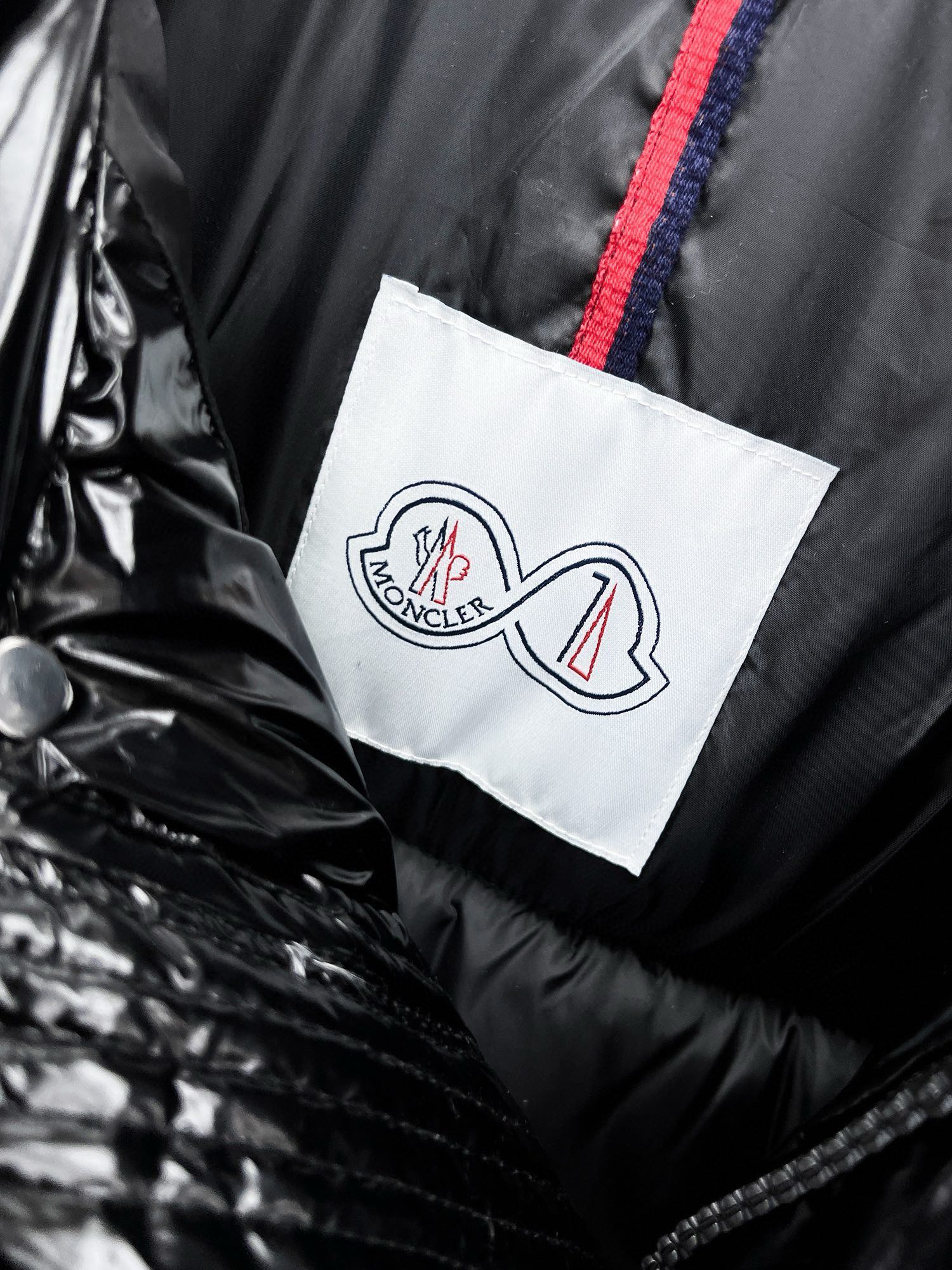 Moncler Down Jacket White Duck Down Black M-l-xl