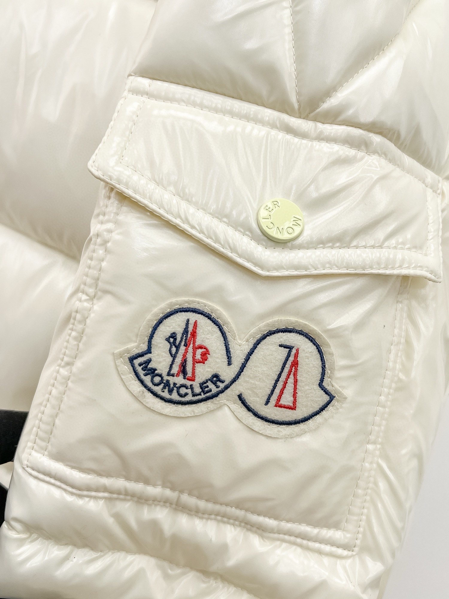Moncler Down Jacket White Duck Down Black M-l-xl