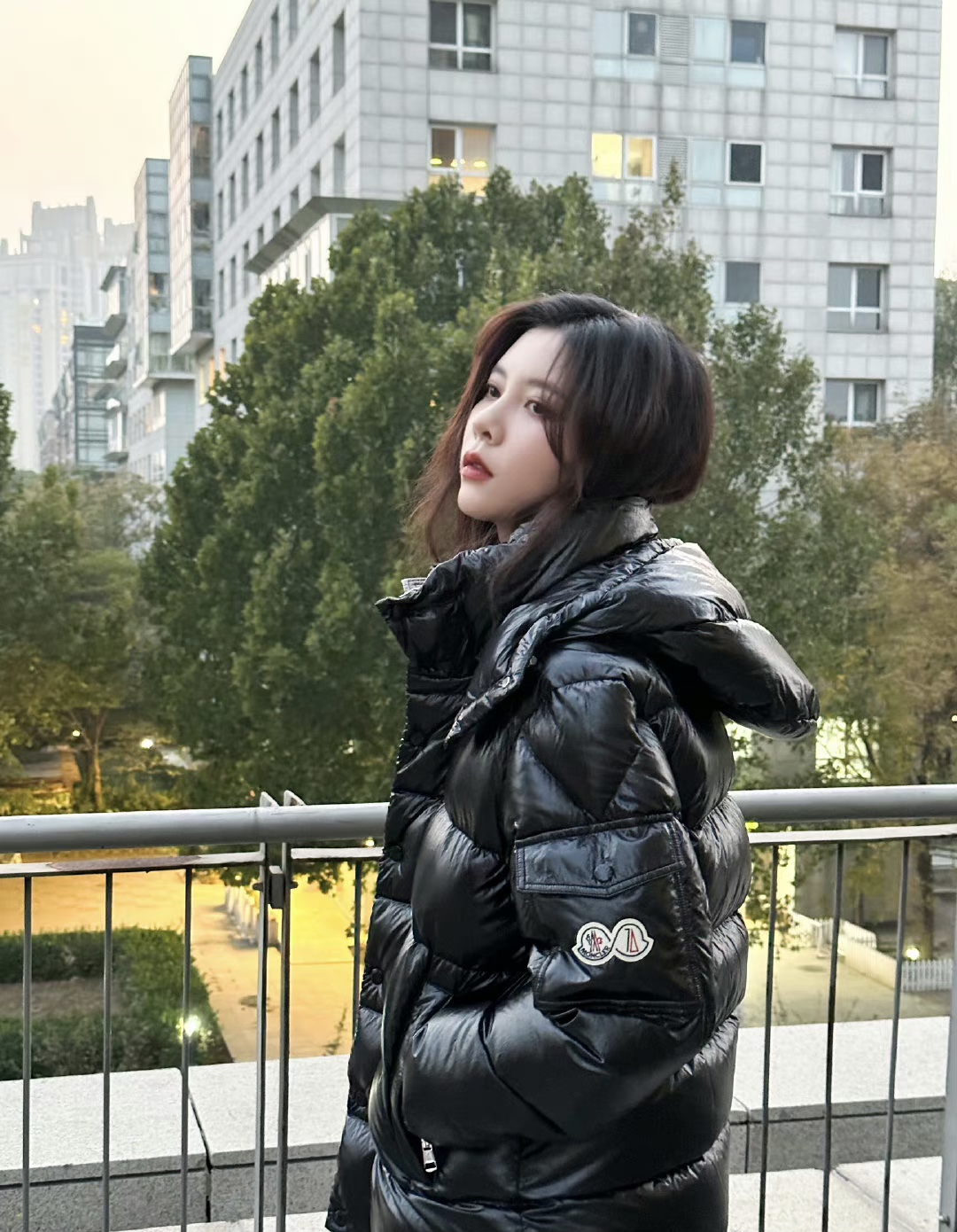 Moncler Down Jacket White Duck Down Black M-l-xl