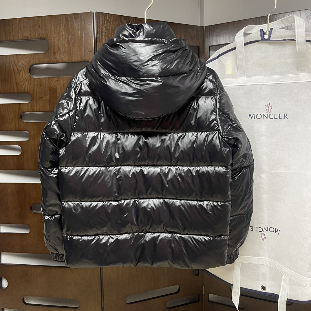 Moncler Down Jacket White Duck Down Black M-l-xl