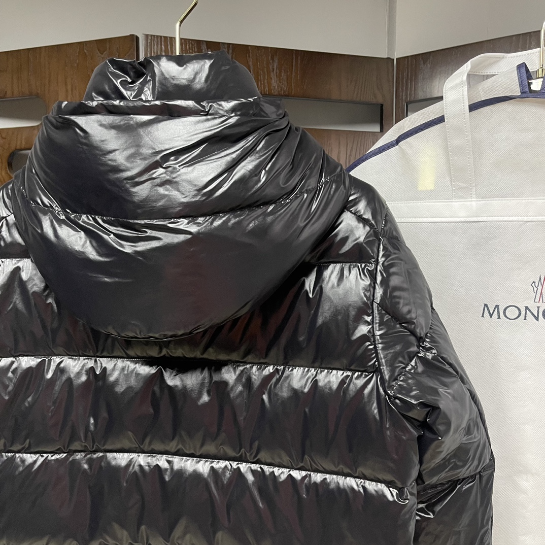 Moncler Down Jacket White Duck Down Black M-l-xl