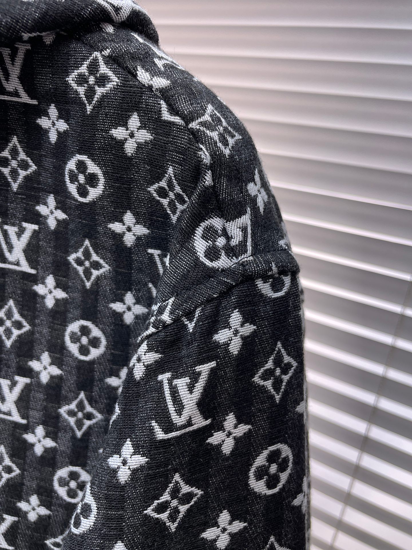 Louis Vuitton Male Jacket S-m-l-xl