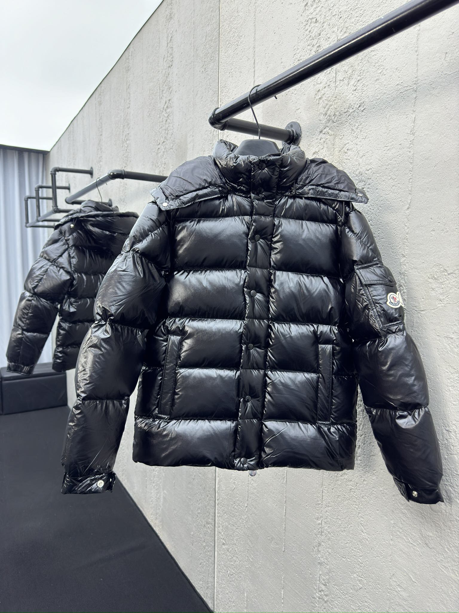Moncler Down Jacket White Duck Down Black M-l-xl