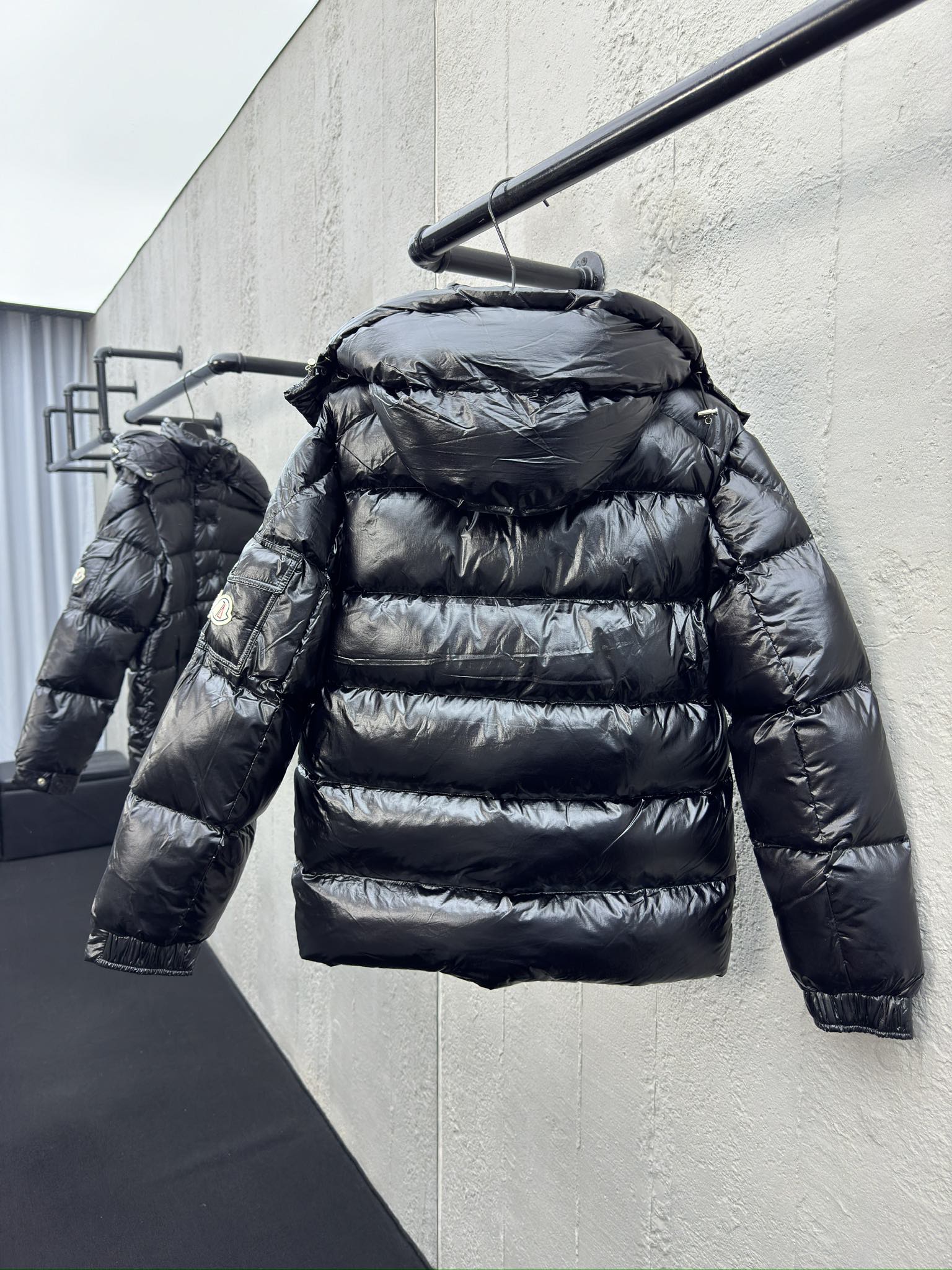 Moncler Down Jacket White Duck Down Black M-l-xl