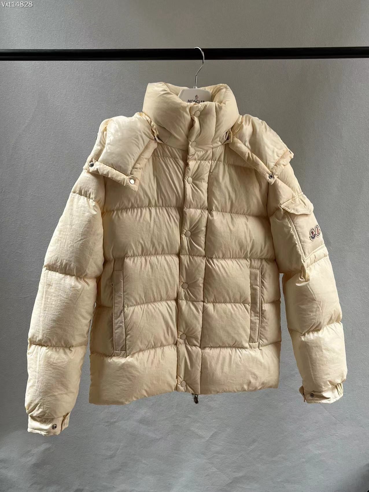 Moncler Down Jacket White Duck Down Black M-l-xl