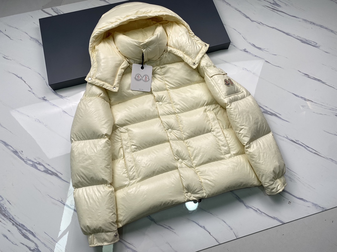Moncler Down Jacket White Duck Down Black M-l-xl
