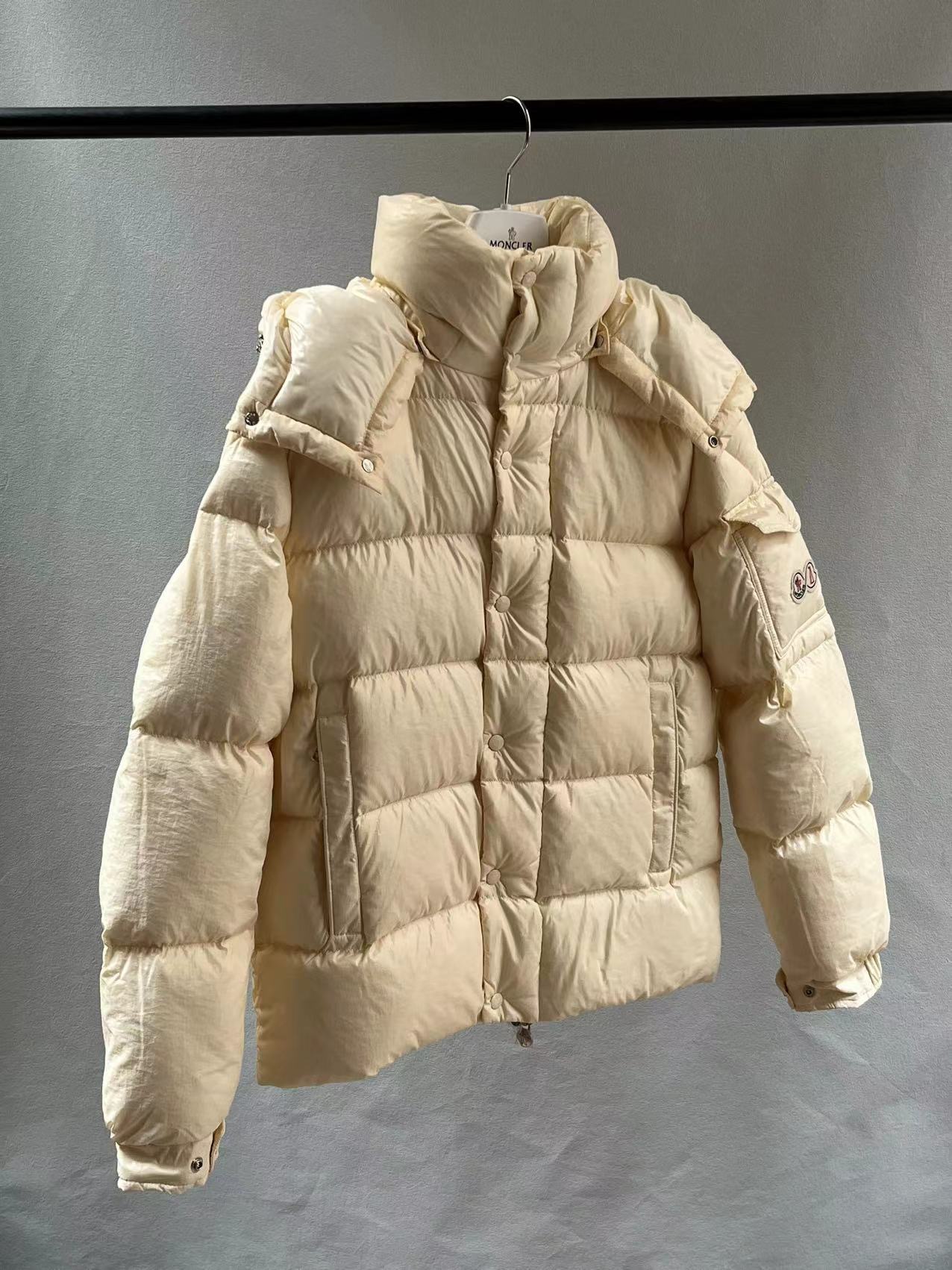 Moncler Down Jacket White Duck Down Black M-l-xl