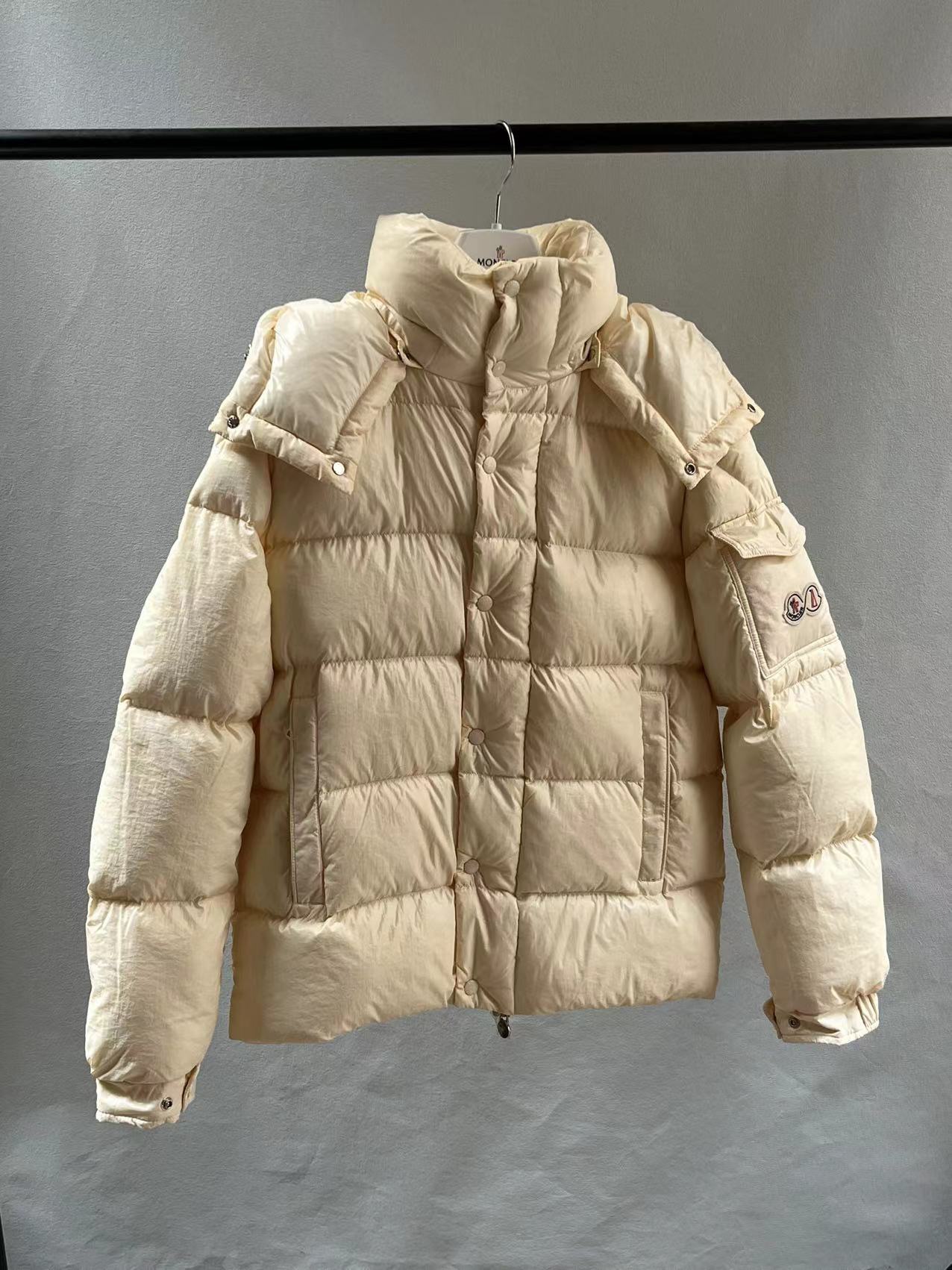 Moncler Down Jacket White Duck Down Black M-l-xl
