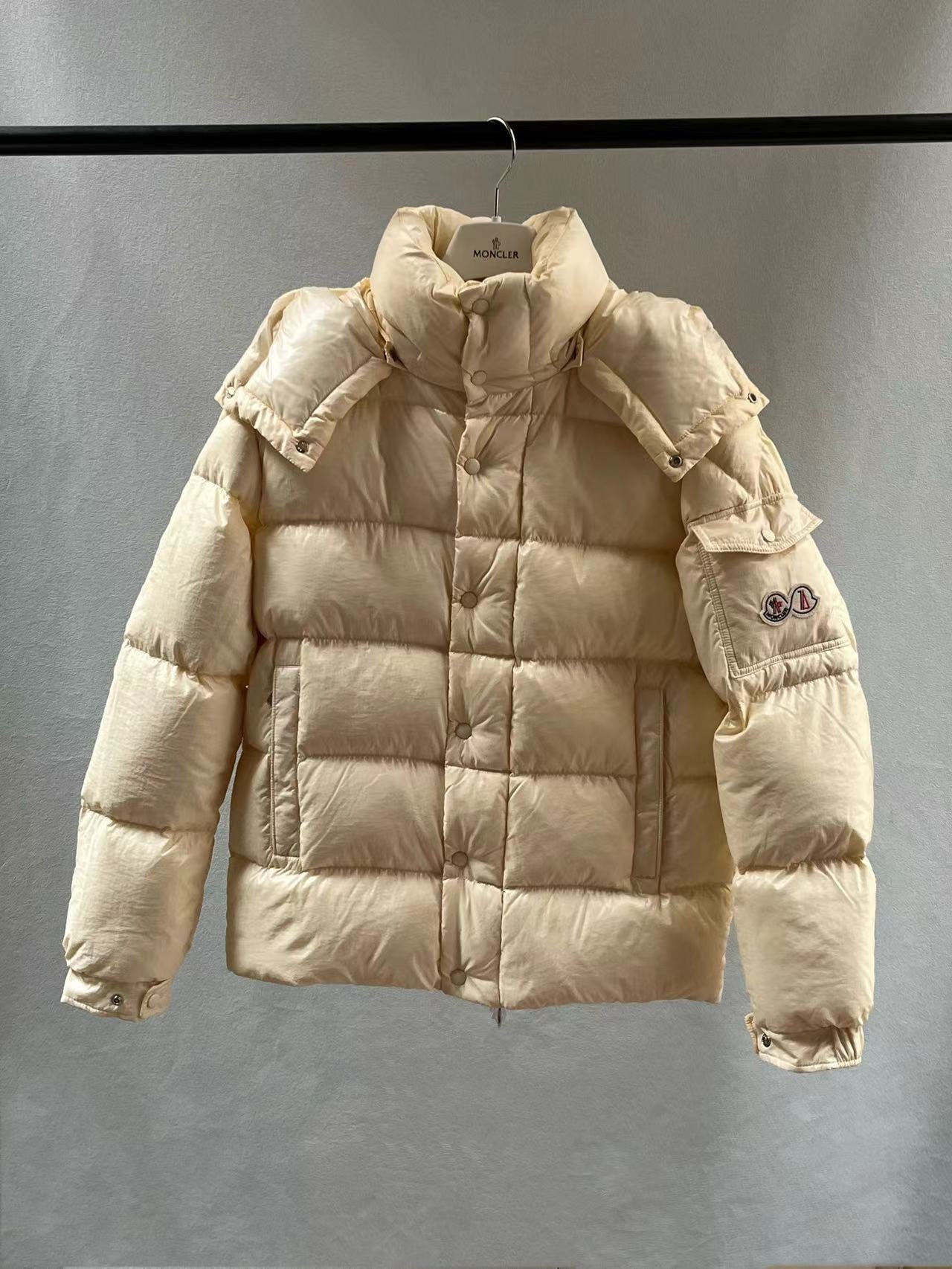 Moncler Down Jacket White Duck Down Black M-l-xl