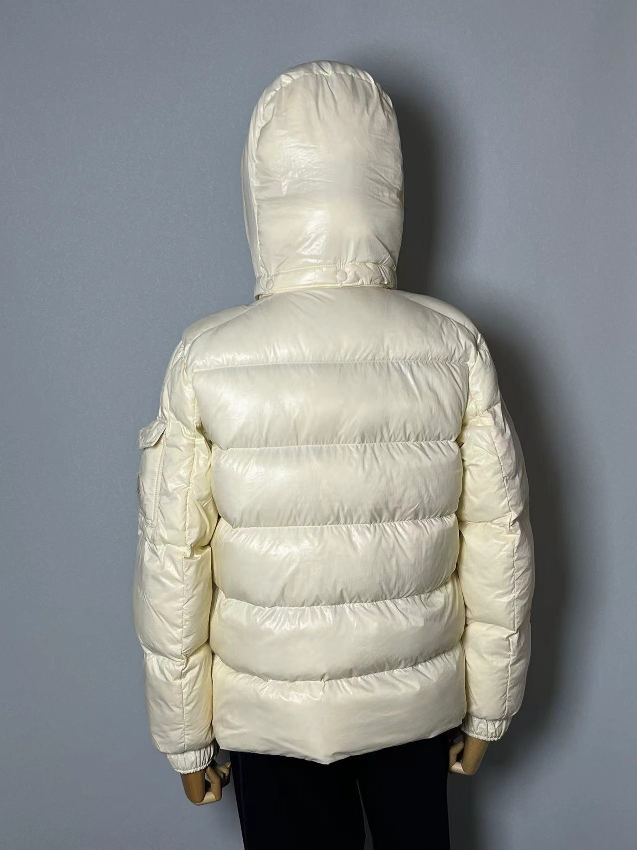 Moncler Down Jacket White Duck Down Black M-l-xl