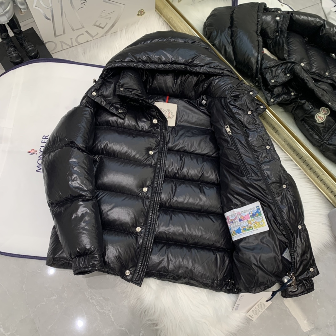 Moncler Down Jacket White Duck Down Black M-l-xl