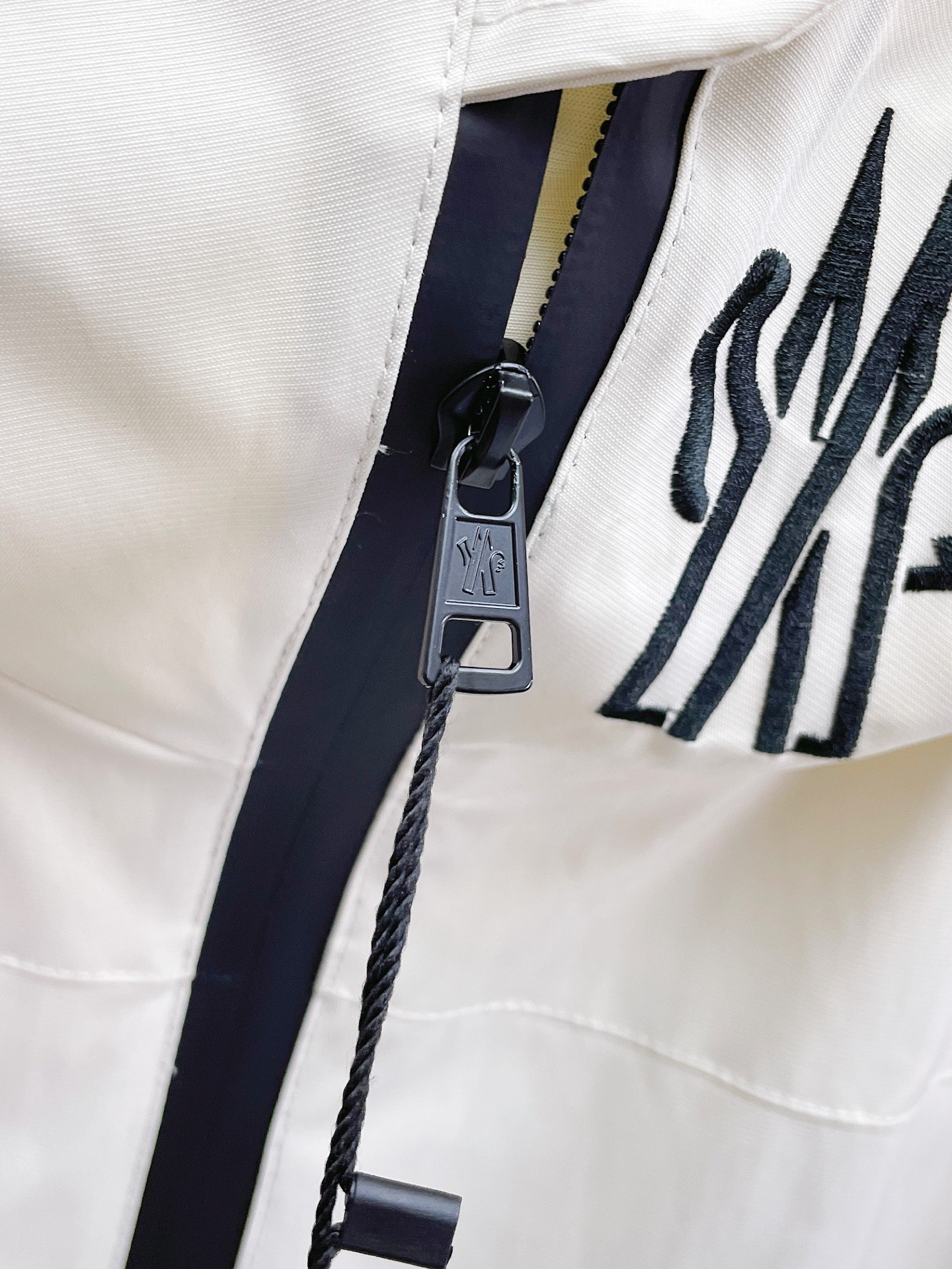 Moncler Male Jacket S-m-l-xl