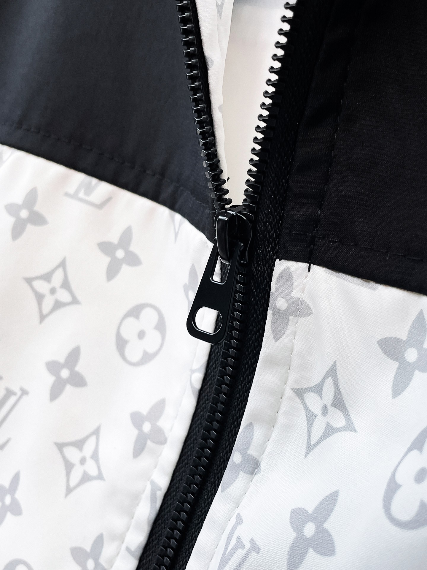 Louis Vuitton Male Jacket S-m-l-xl