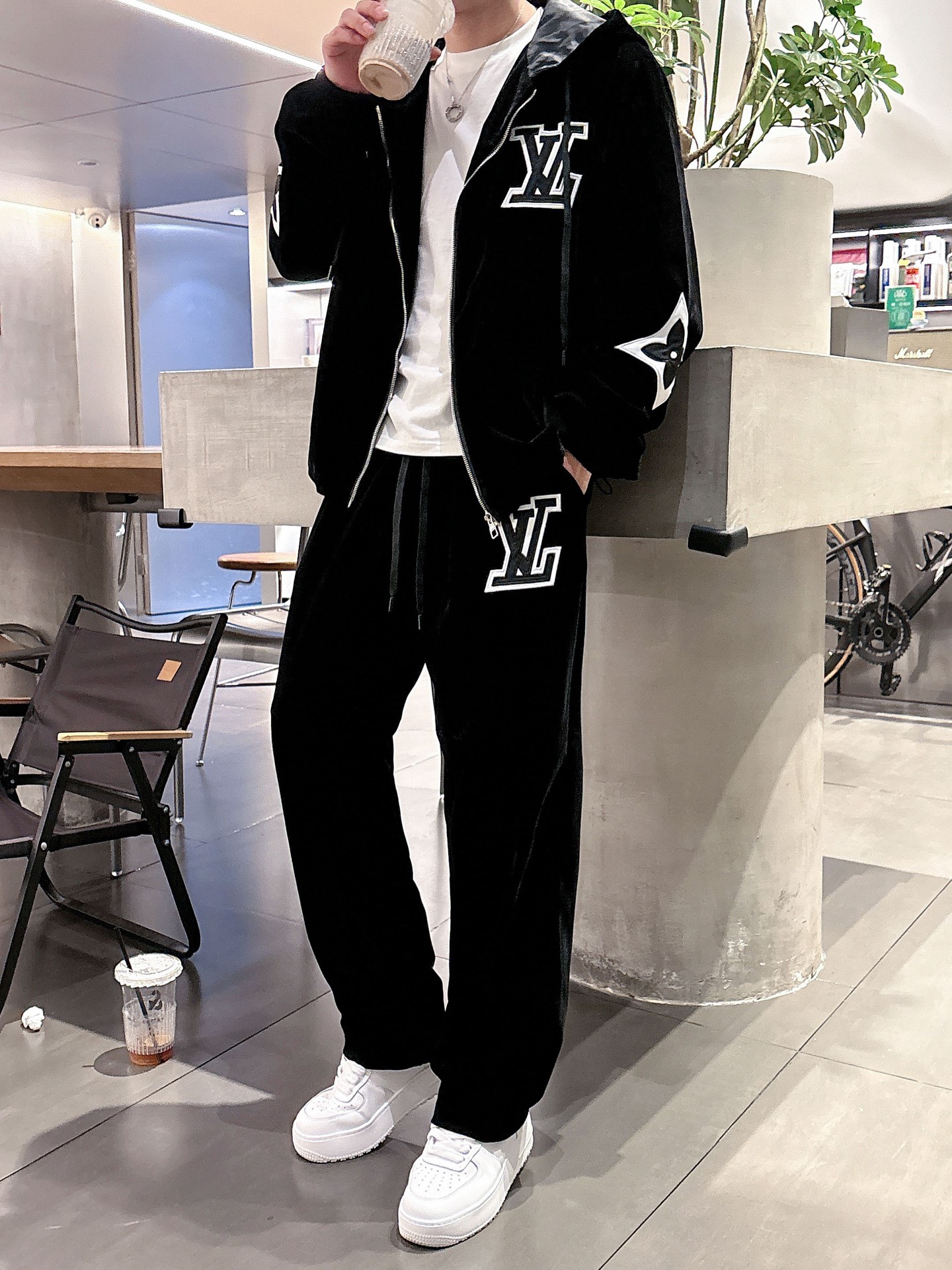 Louis Vuitton Basic Clothing Hooded M-l-xl