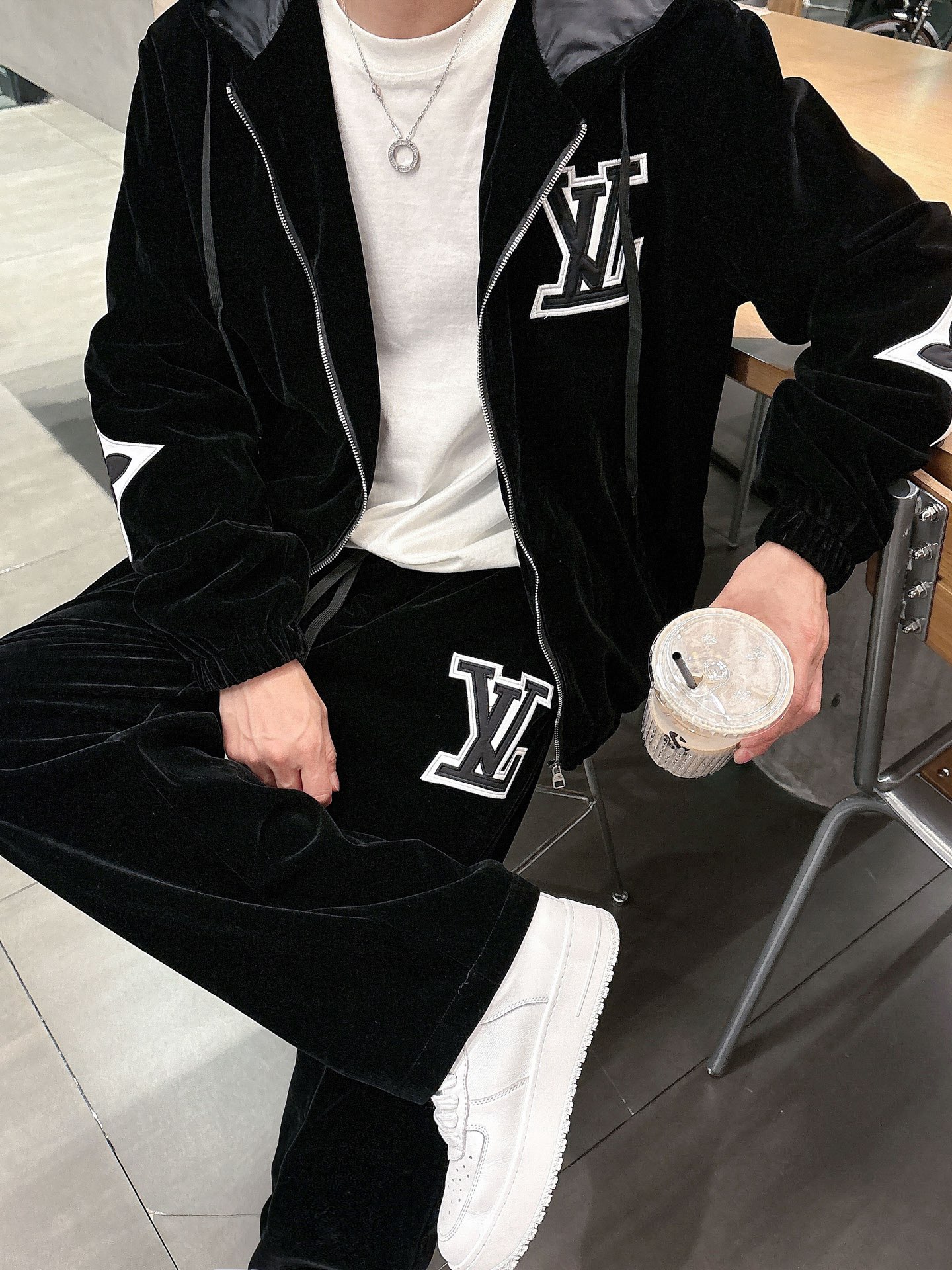 Louis Vuitton Basic Clothing Hooded M-l-xl