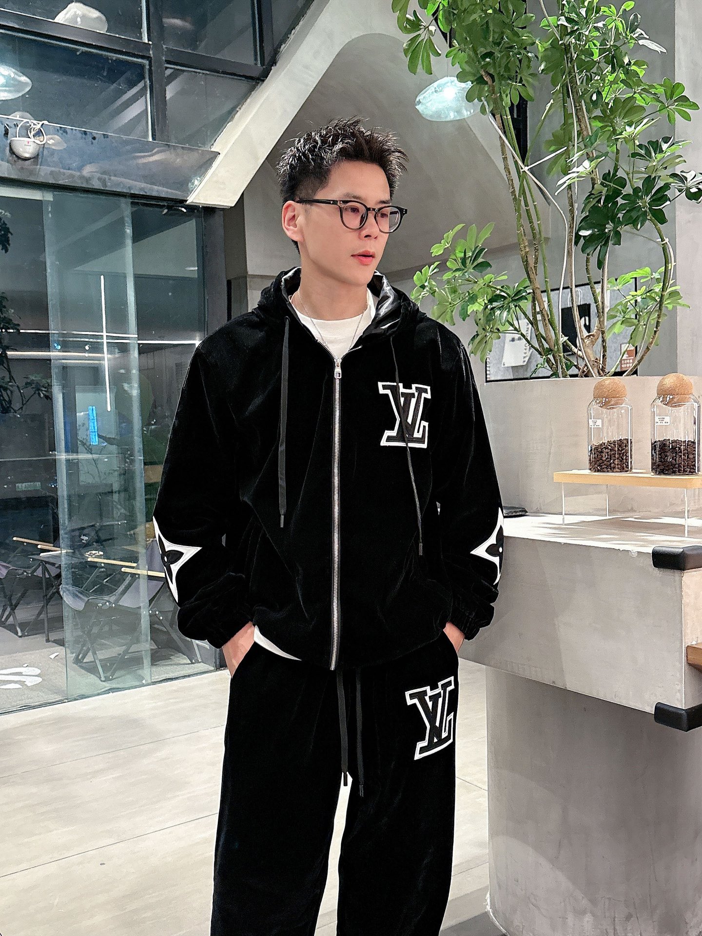 Louis Vuitton Basic Clothing Hooded M-l-xl