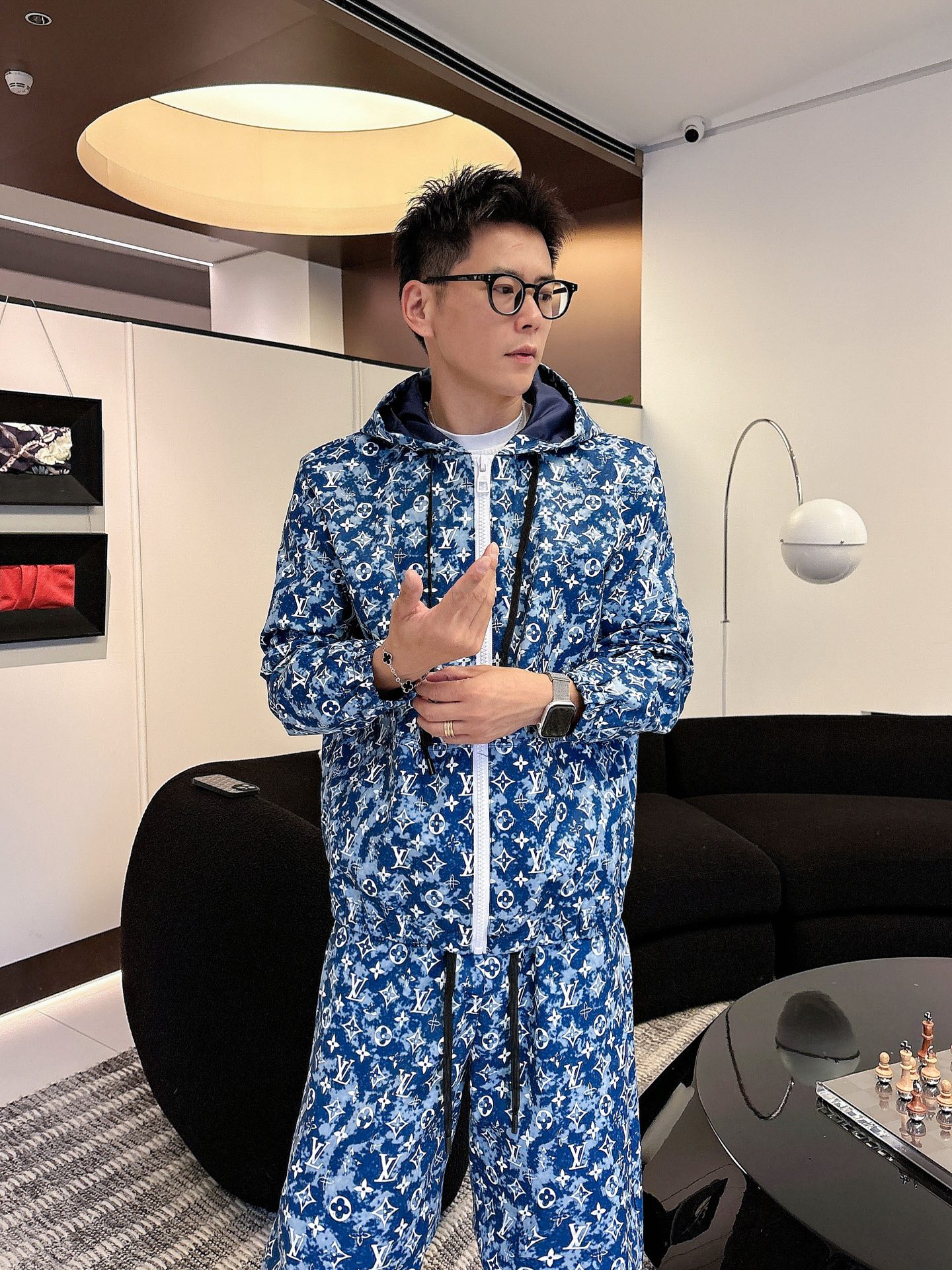 Louis Vuitton Basic Clothing Hooded M-l-xl
