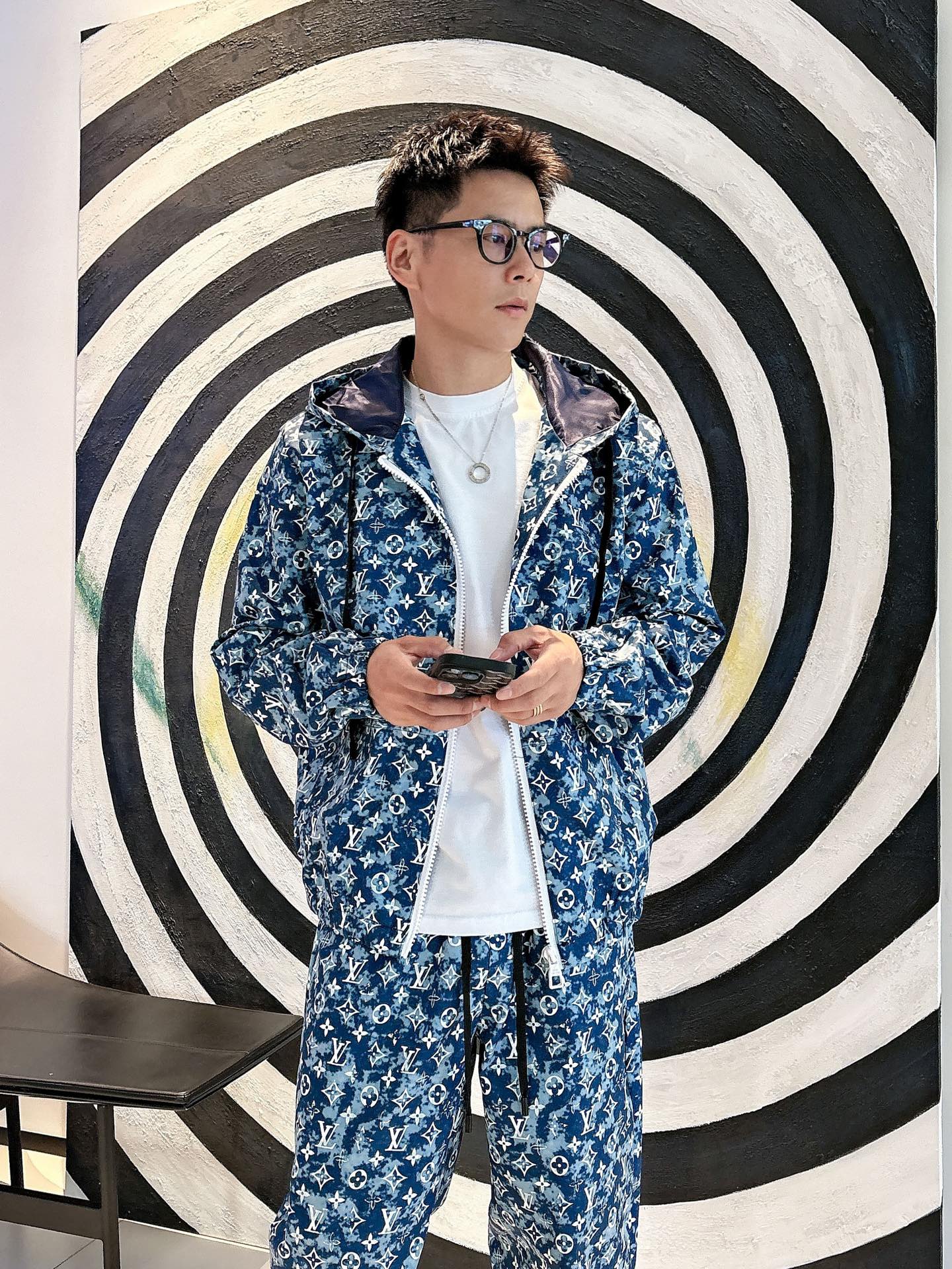Louis Vuitton Basic Clothing Hooded M-l-xl