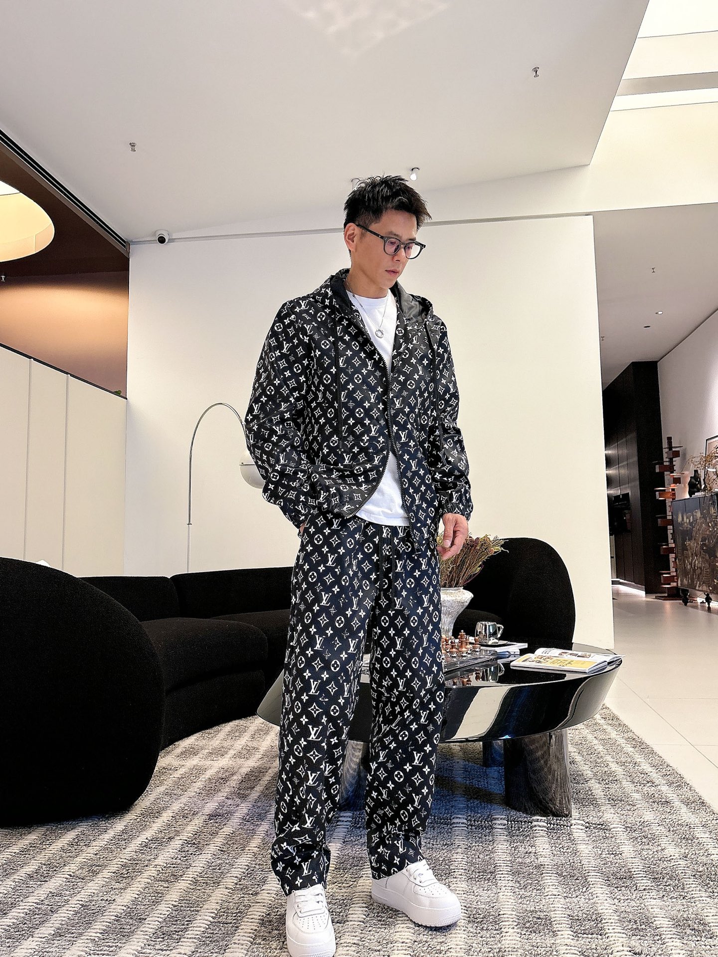 Louis Vuitton Basic Clothing Hooded M-l-xl