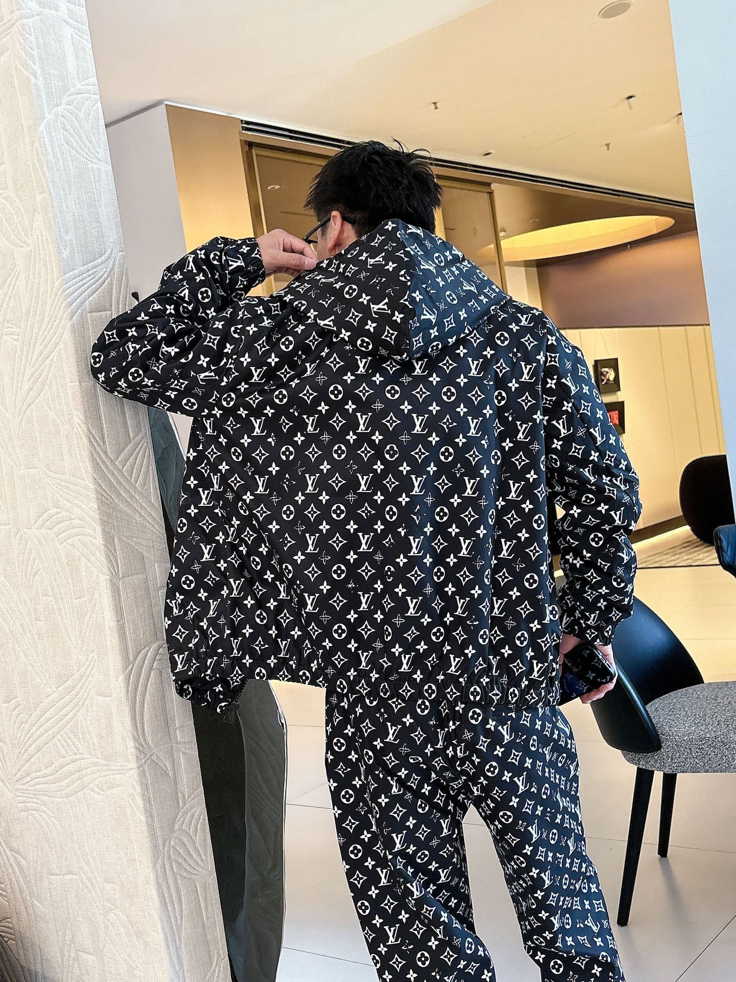Louis Vuitton Basic Clothing Hooded M-l-xl