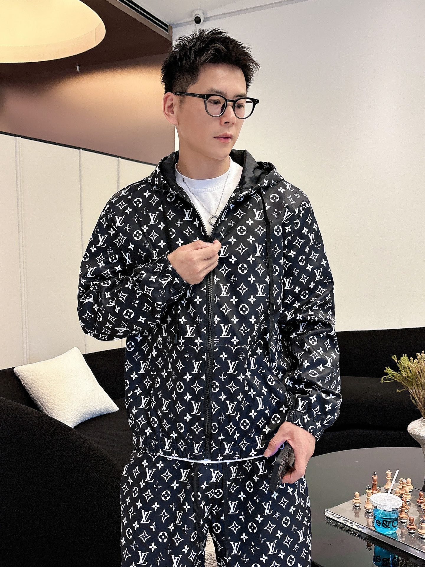 Louis Vuitton Basic Clothing Hooded M-l-xl