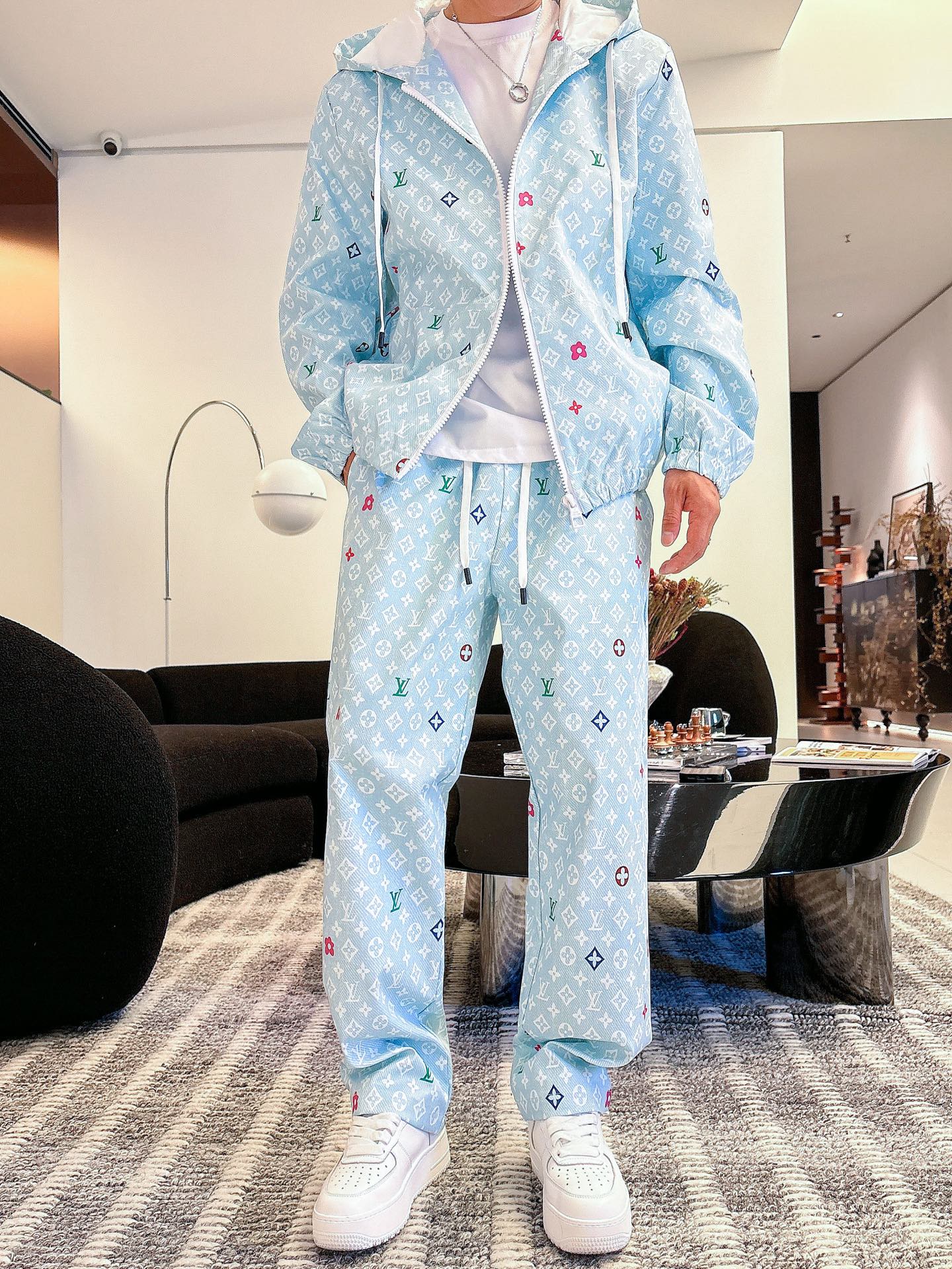 Louis Vuitton Basic Clothing Hooded M-l-xl