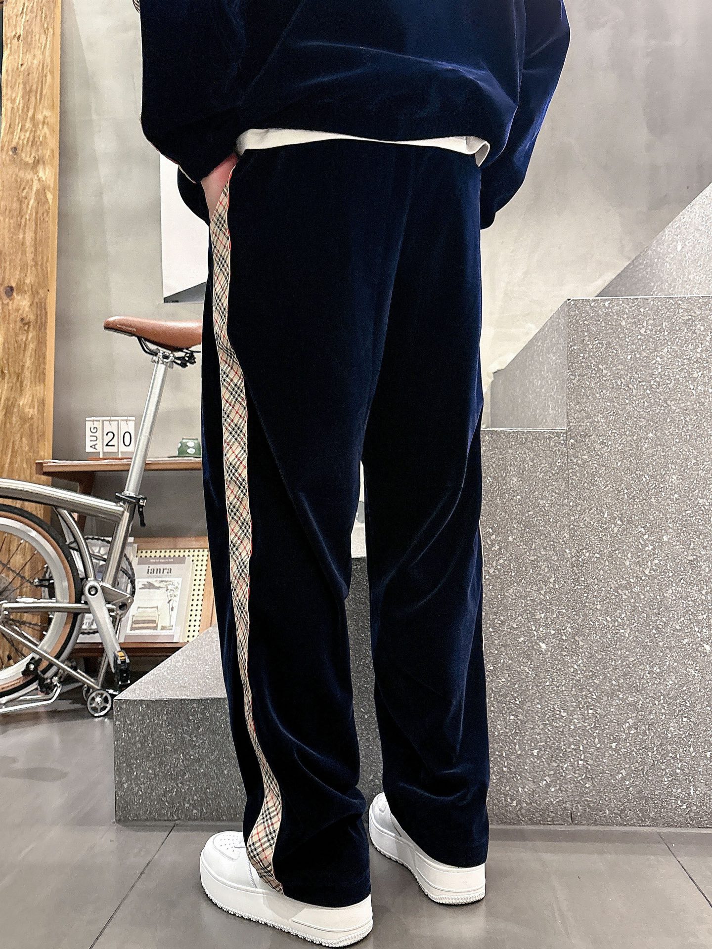 Burberry Basic Clothing M-xl