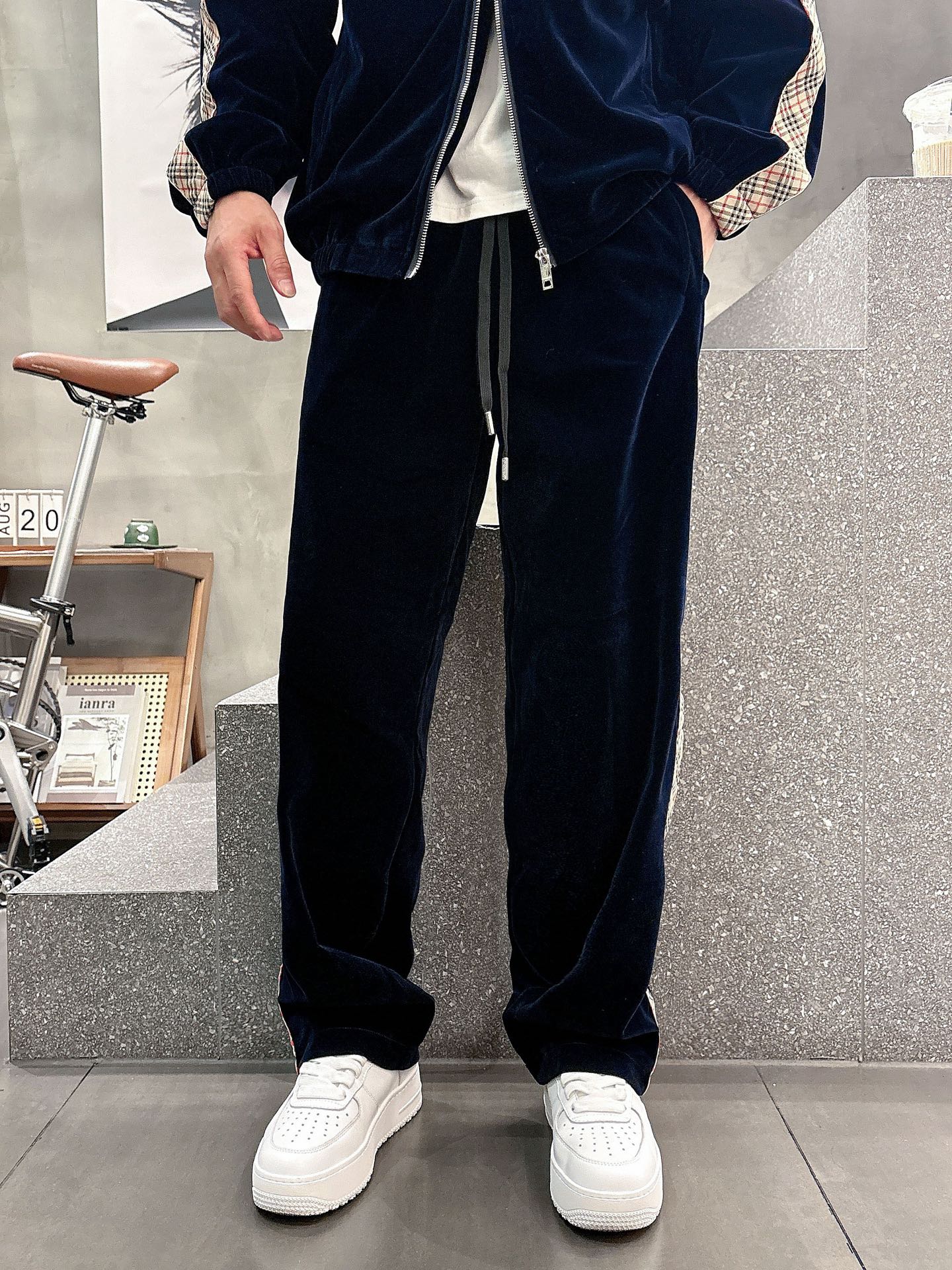 Burberry Basic Clothing M-xl