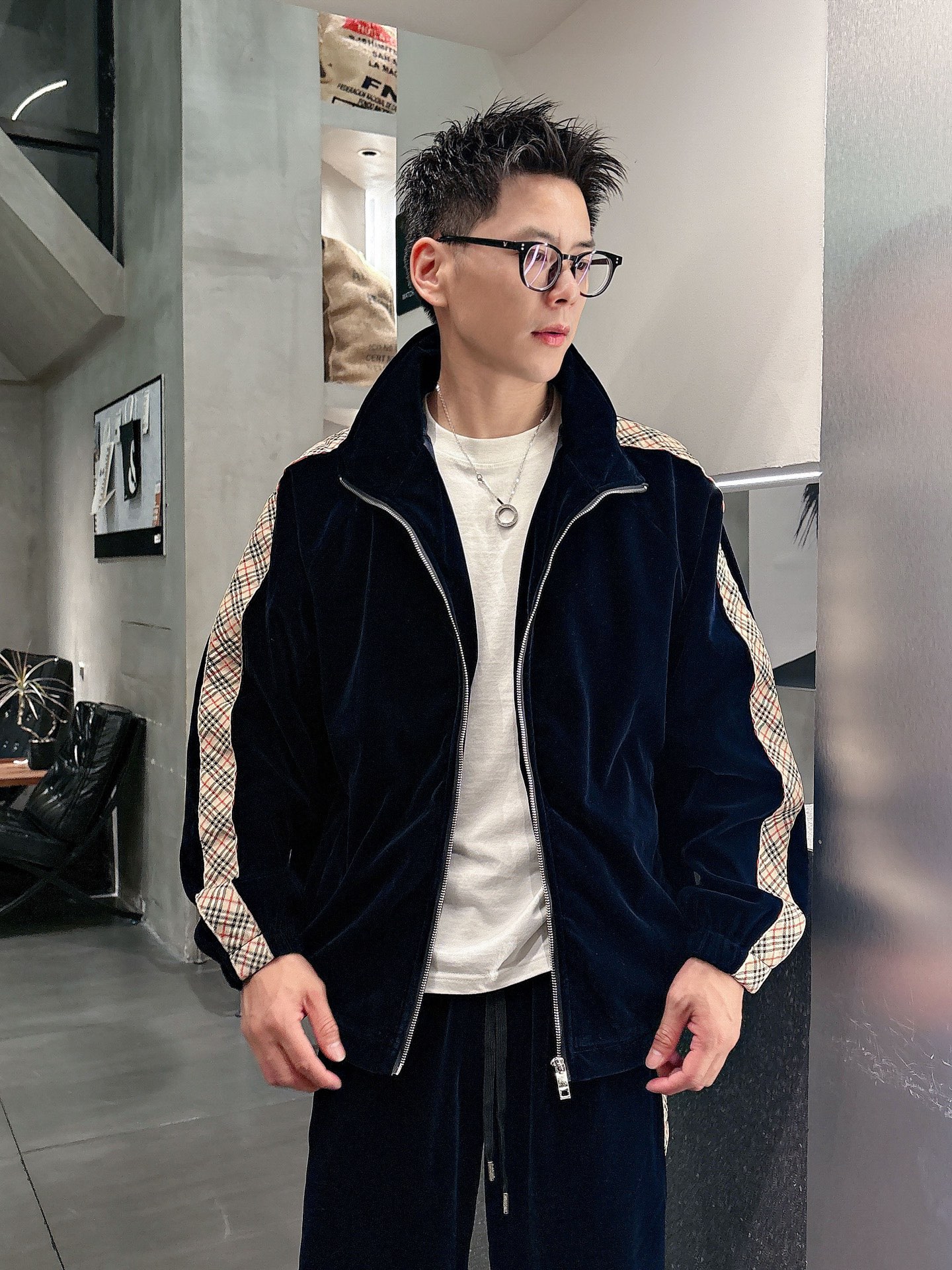 Burberry Basic Clothing M-xl