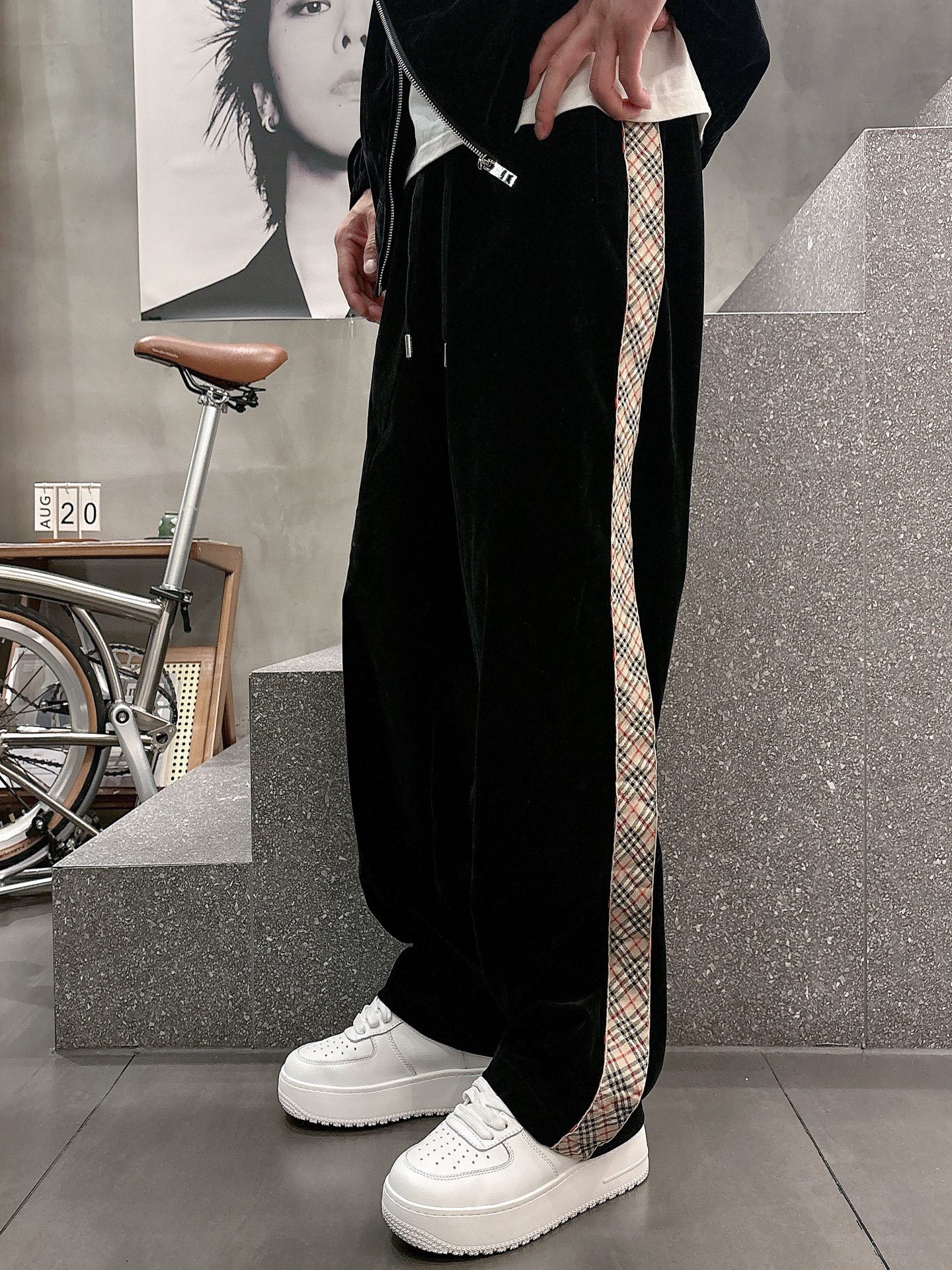 Burberry Basic Clothing M-xl