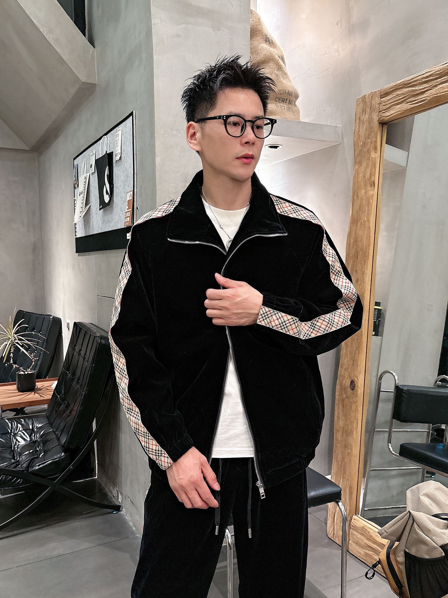 Burberry Basic Clothing M-xl