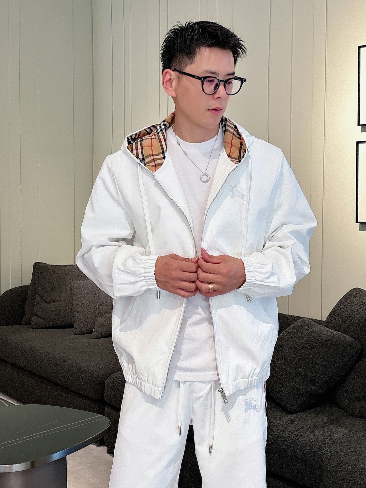 Burberry Basic Clothing Hooded M-xl